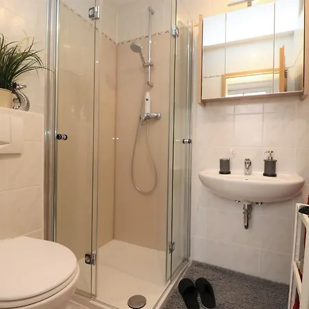 아파트 Zwischen Und Bodden App 05 부스트로우